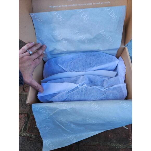 Wydr Studios Reese Low Heel Classic Loafers Shoes, Black Leather, Womens US 10WW - Picture 8 of 9